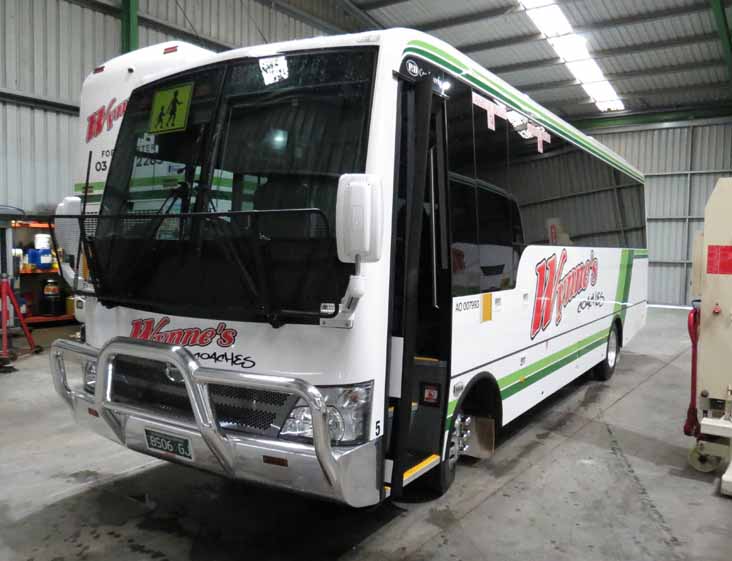 Wynnes Coaches Hino 921 P&D 5